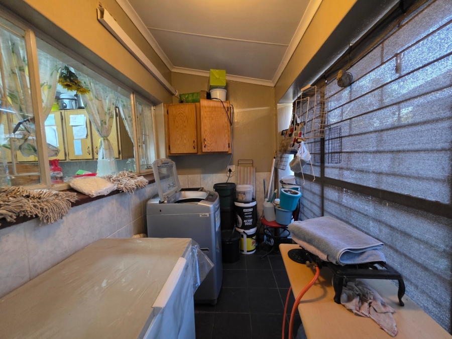 3 Bedroom Property for Sale in Protea Park North West